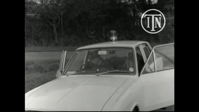 Police Officers Describe UFO Encounter (1967)