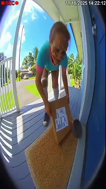 MY NEIGHBOR! ? Warty Mask Thief Explodes! ? Black & Purple Dust! #instantkarma #porchpirate