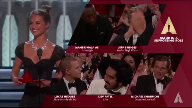 Mahershala Ali wins Best Supporting Actor   89th Oscars (2017)