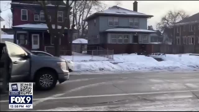 Videos show fatal ICE shooting in Minneapolis