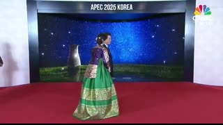 WATCH APEC Leaders' Grand Welcome Dinner Gala in Gyeongju, South Korea   Xi, Carney, Myung   N18G