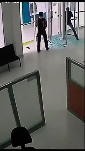 Security Guard Vs 2 Robbers ? #shorts #trending #tiktok