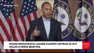 'We're Not Giving Up This Fight' Hakeem Jeffries Puts His Foot Down On ACA Tax Credit Extension
