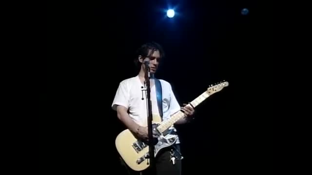 Jeff Buckley - Hallelujah   Nihon Seinenkan   Tokyo, Japan   1 31 1995
