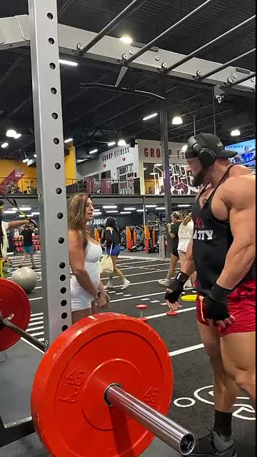 Ok Karen! I’ll turn my camera around! #gymhumor #gymlife #karen