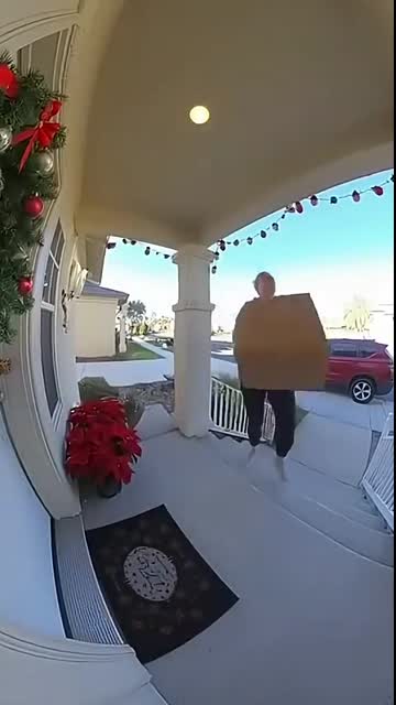 ? Lululemon Soccer Mom Steals Package… FEATHERS + HONEY BOMB in SUV ??? #instantkarma