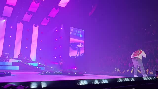 Morgan Wallen Ernest - Cowgirls  Live