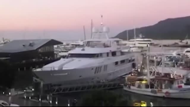 Unbelievable Boat and Ship Accidents Caught on Camera