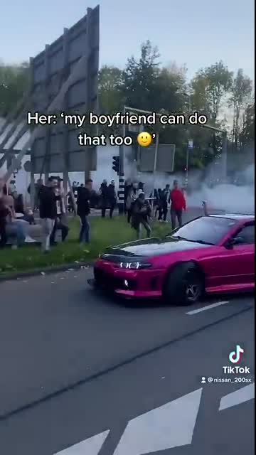 Nissan Silvia s15 drift vs Nissan GT-R! Leaving car show.