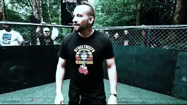 The most Bizarre and crazy backyard fight you will see