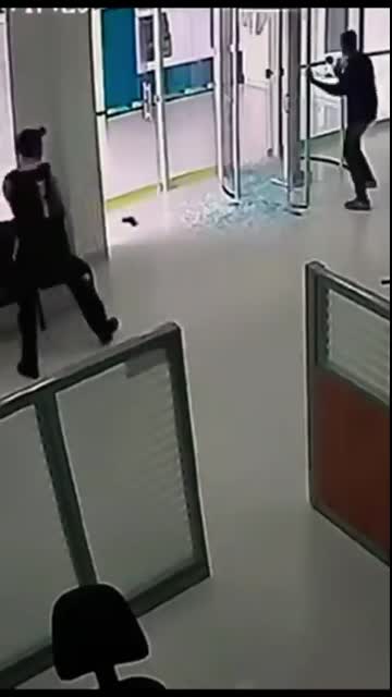 Security Guard Vs 2 Robbers ? #shorts #trending #tiktok
