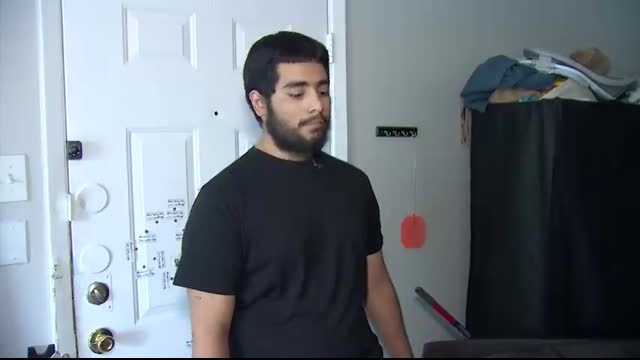 Texas man describes firing at fake maintenance workers who tried to break through his apartment door