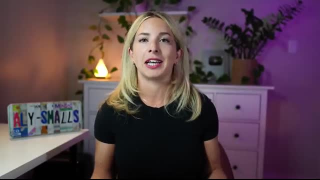 19 Things You Should PACK & DO to Make a Long Flight Feel Short