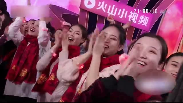 刘涛王凯又双叒合体！音色温柔磁性超般配，合唱《爱江山更爱美人》，演绎绵绵不断侠骨柔情！【跨界唱将】#王凯 #刘涛