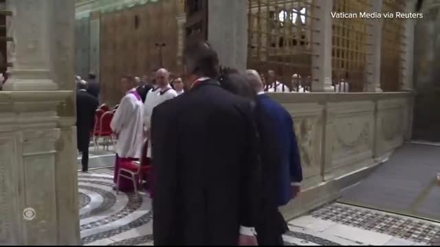 Watch King Charles makes history with public prayer with Pope Leo