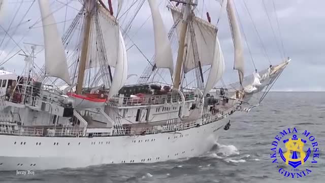TOP 15 REMARKABLE Sailing Ships