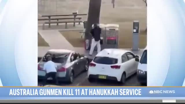 Video Shows Moment Man Tackles Shooter at Bondi Beach