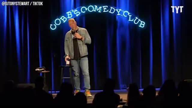 Obnoxious MAGA Heckler Messes with the WRONG Comedian