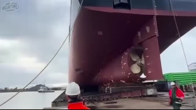 31 Awesome Big Ship Launches Compilation ! Best of the Year