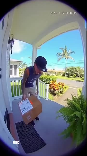 Skater Thief ? Blasted in GOLD & SILVER Dust! ? Hawai'i Karma!