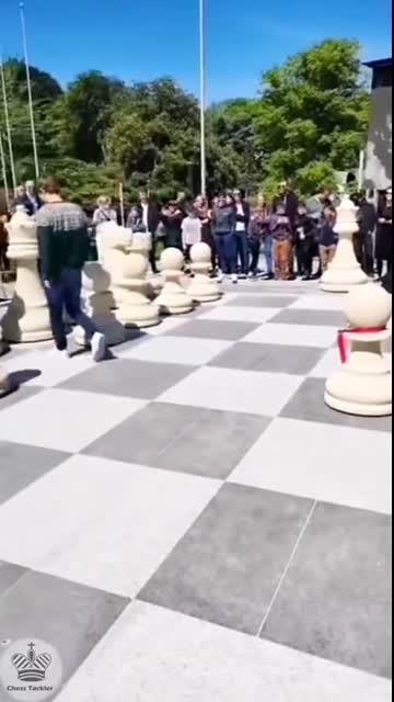 World's largest chess board   Magnus vs Vishy vs Anish   Norway Chess