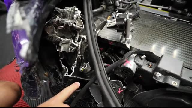 ATTEMPTING TO BUY A WRECKED BUGATTI CHIRON PUR SPORT