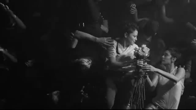 Natalia Lafourcade - Hasta la Raíz