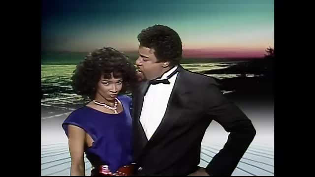 Dennis Edwards - Don't Look Any Further (Official Music Video) ft. Siedah Garrett