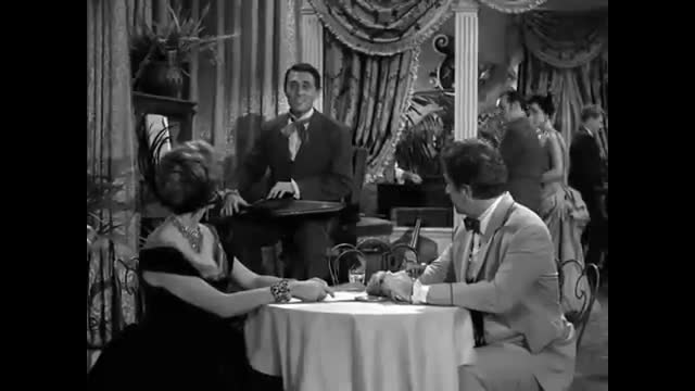 Ken Curtis sings  Noah's Dove.