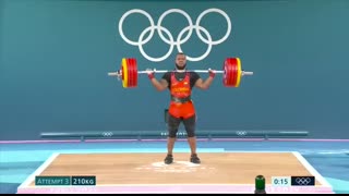 Karlos Nasar's THUNDEROUS lift breaks 89kg world record, secures gold   Paris Olympics   NBC Sports