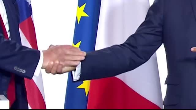 Melania Trump's moment with Trudeau goes viral