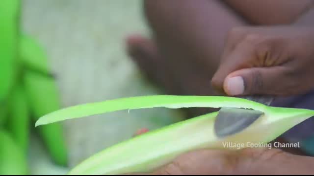 BANANA CHIPS   Kerala Special Nendran Raw Banana Chips   Street Food Snack Recipe cooking in Village