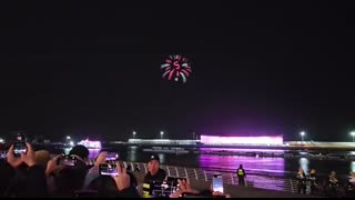 2025 China New Year Celebration！Shanghai Fireworks&Drone Show！China Walk Travel 中国上海新年元旦之夜庆典烟花秀
