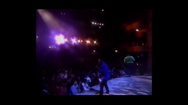 Eddie & Gerald Levert - Baby Hold On To Me LIVE at the Apollo 1992