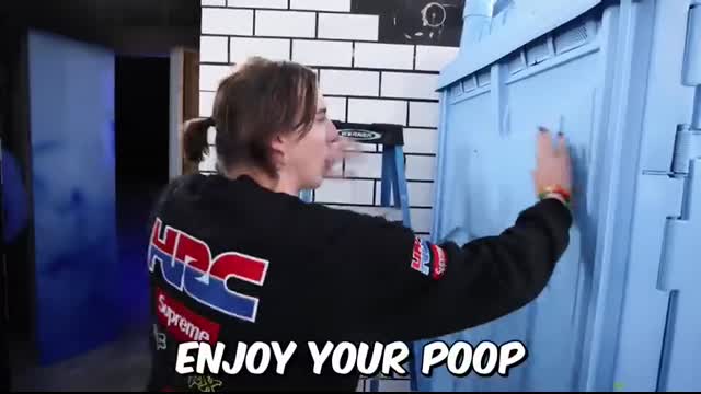 100 Kids Fight Parents For $500,000