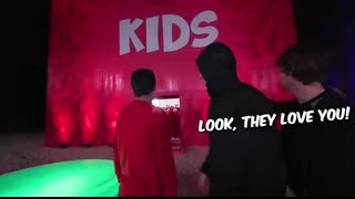 100 Kids Fight Parents For $500,000