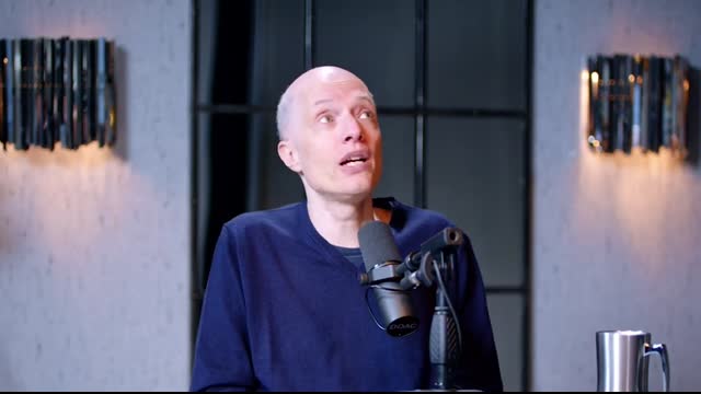 Love Expert Reveals The BIGGEST Reasons Relationships FAIL