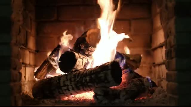Jeff Buckley - Hallelujah (Christmas Songs - Fireplace Video)