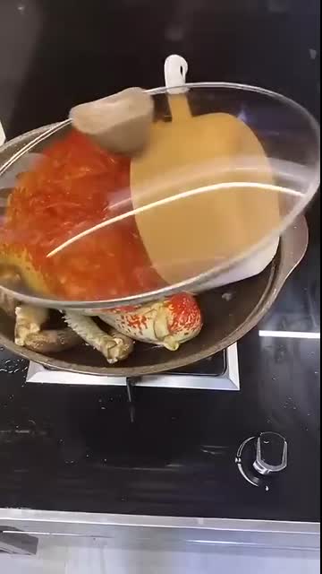 Eating Big Crab ? Seafood