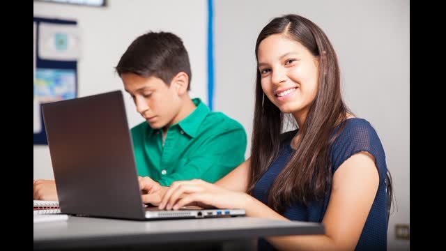 Top 5 Signs You Need Assignment Help (Before It’s Too Late!)